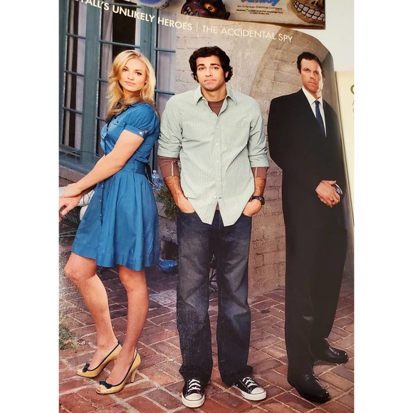 Sci Fi Magazine October 2007 Issue Fall TV Preview Bionic Woman, Chuck, Reaper - Picture 2 of 6